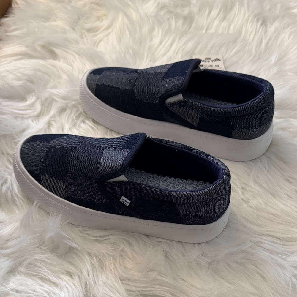 Billabong Women's Denim Blue Slip-On Sneakers - Picture 4 of 9
